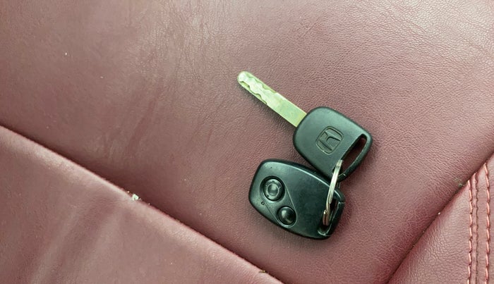 2013 Honda City 1.5L I-VTEC S MT, Petrol, Manual, 74,638 km, Key Close Up