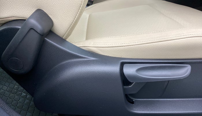 2021 Skoda Rapid STYLE 1.0 AT, Petrol, Automatic, 12,294 km, Driver Side Adjustment Panel