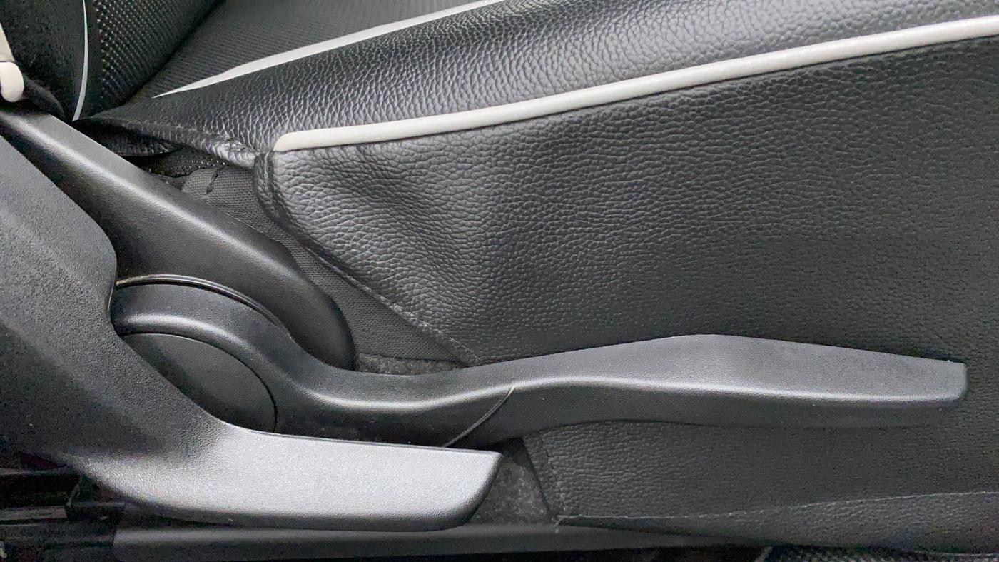 2019 Toyota Glanza G CVT, Petrol, Automatic, 25,272 km, Driver Side Adjustment Panel