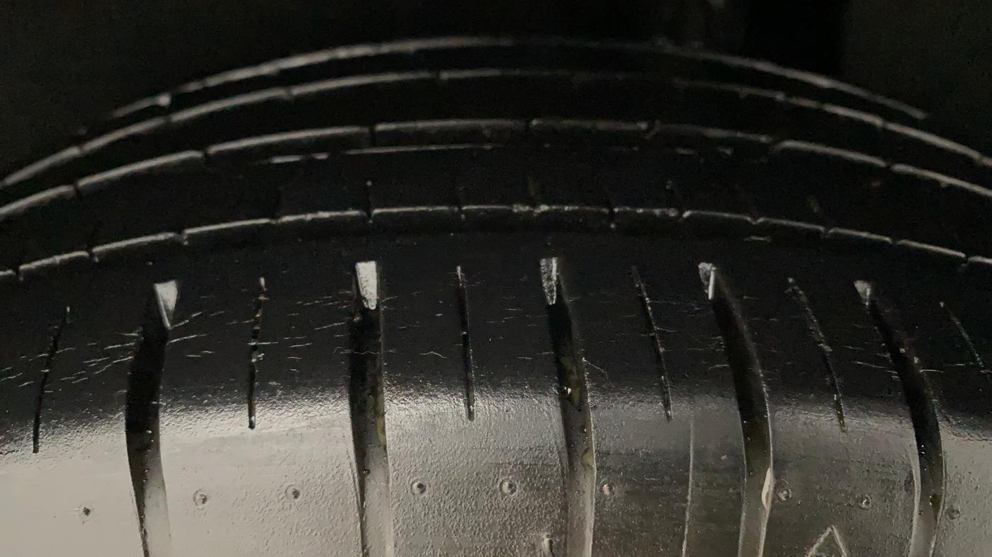 2019 Toyota Glanza G CVT, Petrol, Automatic, 25,272 km, Left Rear Tyre Tread