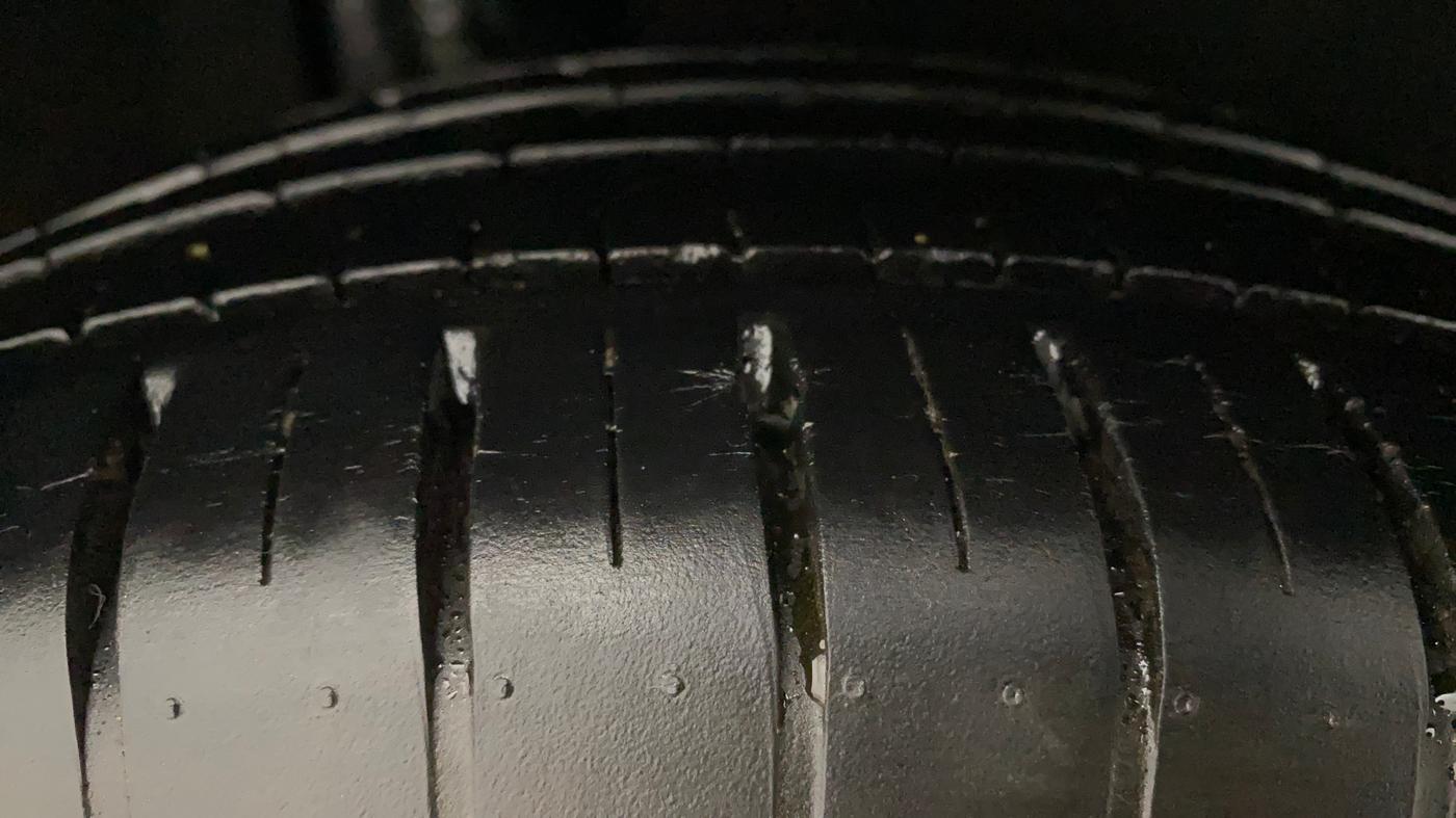 2019 Toyota Glanza G CVT, Petrol, Automatic, 25,272 km, Right Rear Tyre Tread