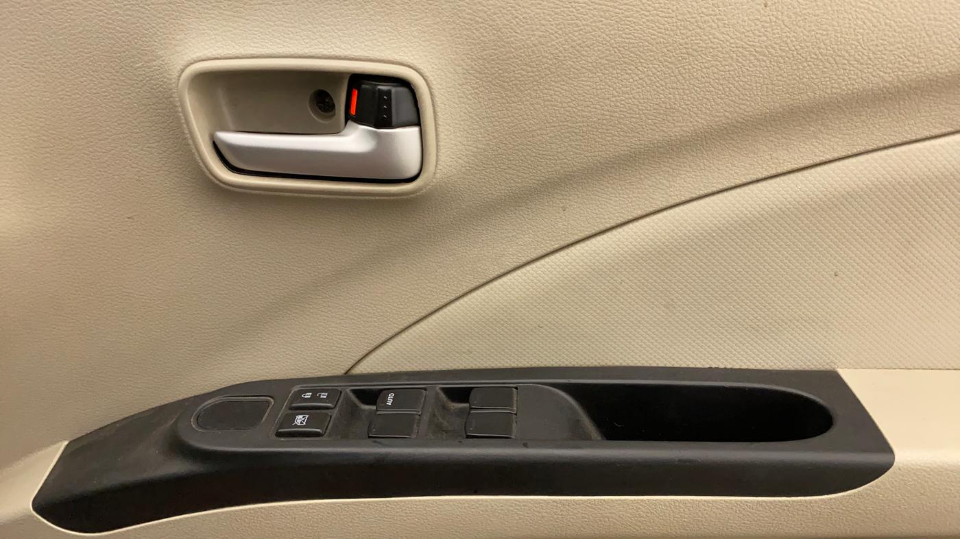 2020 Maruti Celerio VXI AMT, Petrol, Automatic, 44,705 km, Driver Side Door Panels Control