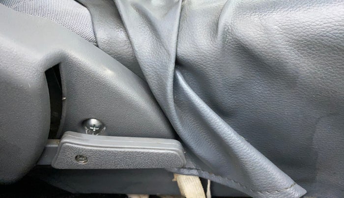 2013 Maruti Alto 800 LXI, Petrol, Manual, 59,863 km, Driver Side Adjustment Panel