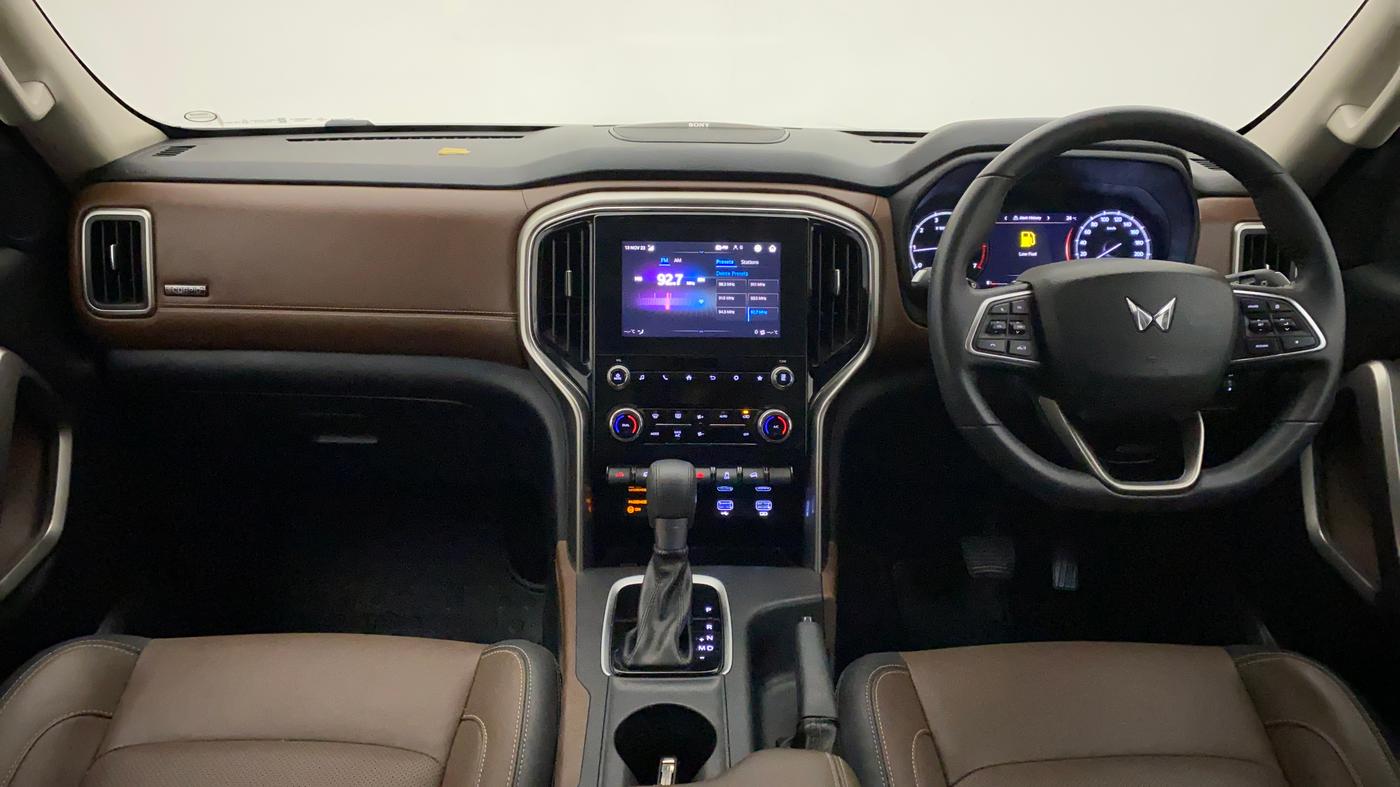 2022 Mahindra SCORPIO-N Z8 L PETROL AT 7 STR, Petrol, Automatic, 6,351 km, Dashboard