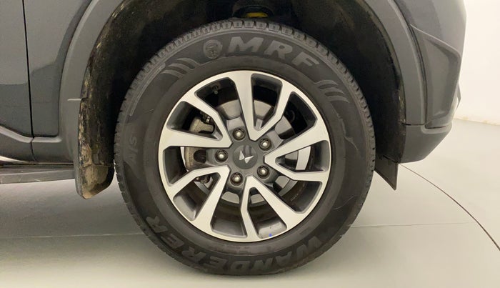 2022 Mahindra SCORPIO-N Z8 L PETROL AT 7 STR, Petrol, Automatic, 6,351 km, Right Front Wheel