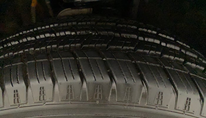 2022 Mahindra SCORPIO-N Z8 L PETROL AT 7 STR, Petrol, Automatic, 6,351 km, Right Front Tyre Tread