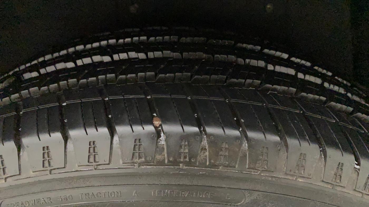 2022 Mahindra SCORPIO-N Z8 L PETROL AT 7 STR, Petrol, Automatic, 6,351 km, Left Rear Tyre Tread