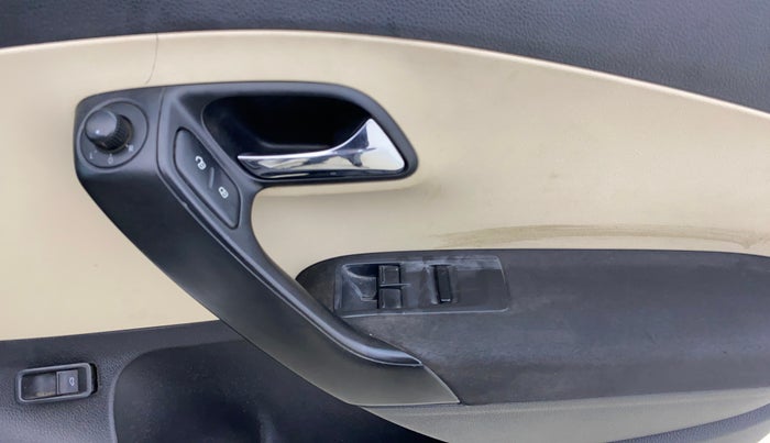 2019 Skoda Rapid 1.6 MPI ACTIVE, Petrol, Manual, 42,603 km, Driver Side Door Panels Control