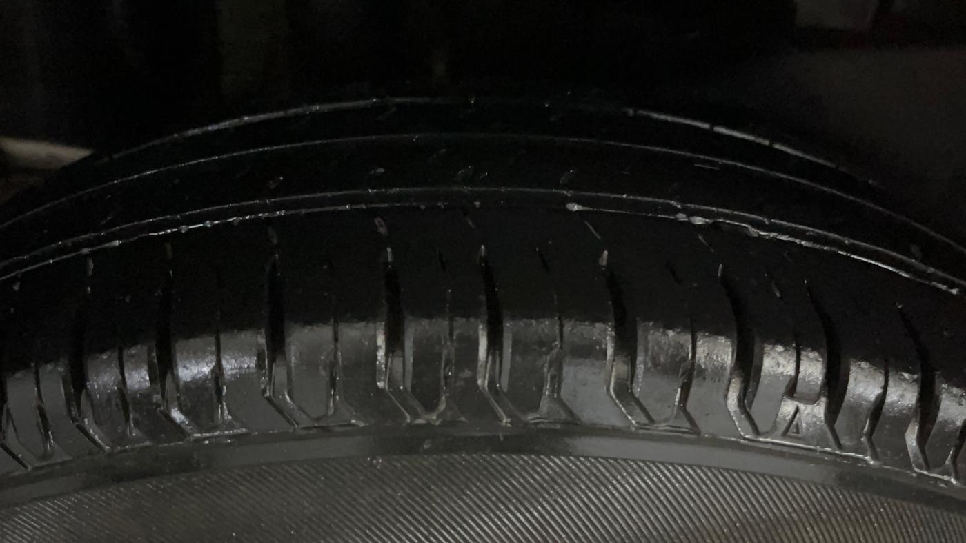 2020 Maruti Swift VXI, Petrol, Manual, 25,849 km, Right Rear Tyre Tread