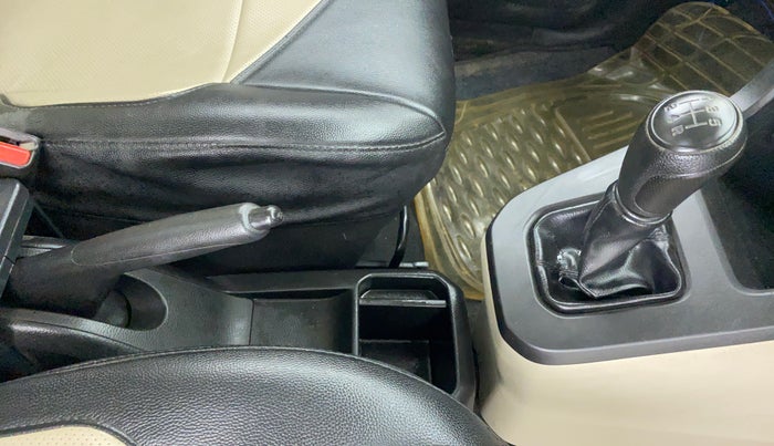 2019 Maruti New Wagon-R LXI CNG 1.0 L, CNG, Manual, 28,988 km, Gear Lever