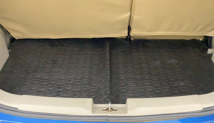 2014 Maruti Celerio VXI AMT, Petrol, Automatic, 47,102 km, Boot Inside