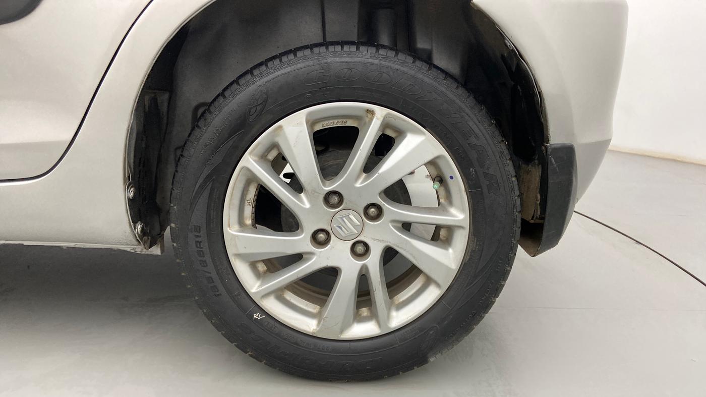 2013 Maruti Swift ZDI, Diesel, Manual, 73,819 km, Left Rear Wheel