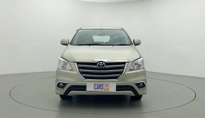 2013 Toyota Innova 2.5 VX 8 STR BS IV, Diesel, Manual, 2,81,647 km, Front View