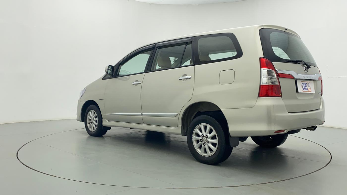 2013 Toyota Innova 2.5 VX 8 STR BS IV, Diesel, Manual, 2,81,647 km, Left Back Diagonal (45- Degree) View