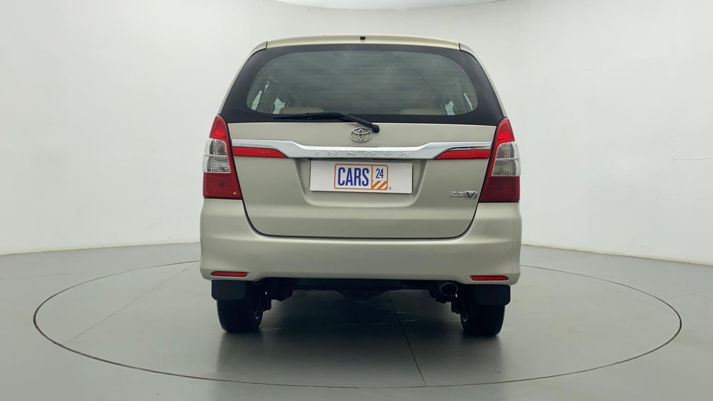 2013 Toyota Innova 2.5 VX 8 STR BS IV, Diesel, Manual, 2,81,647 km, Back/Rear View