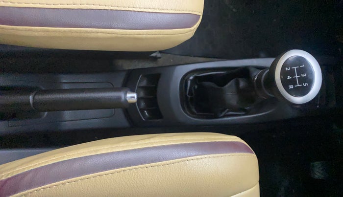 2012 Maruti Wagon R 1.0 VXI, Petrol, Manual, 32,109 km, Gear Lever