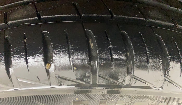 2012 Maruti Wagon R 1.0 VXI, Petrol, Manual, 32,109 km, Left Rear Tyre Tread