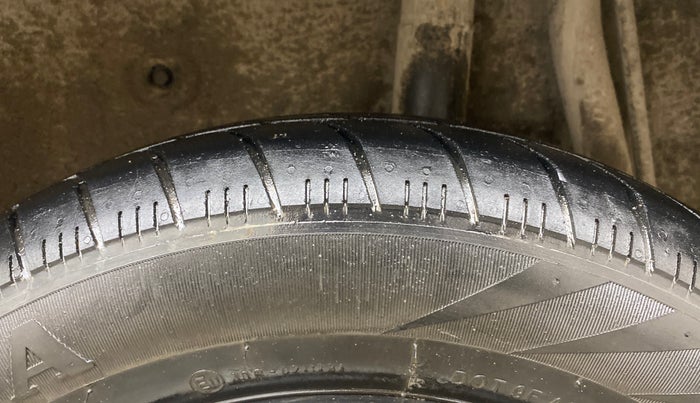 2014 Maruti Celerio VXI AMT, Petrol, Automatic, 88,174 km, Left Rear Tyre Tread