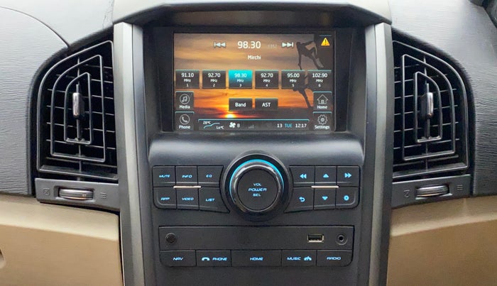 2016 Mahindra XUV500 W6, Diesel, Manual, 29,700 km, Infotainment System