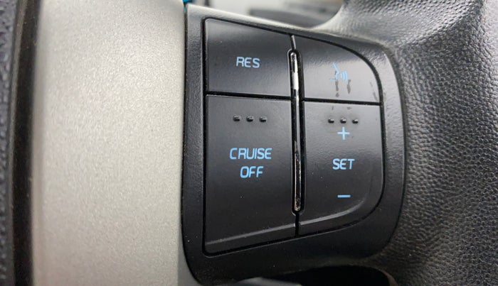 2016 Mahindra XUV500 W6, Diesel, Manual, 29,700 km, Adaptive Cruise Control