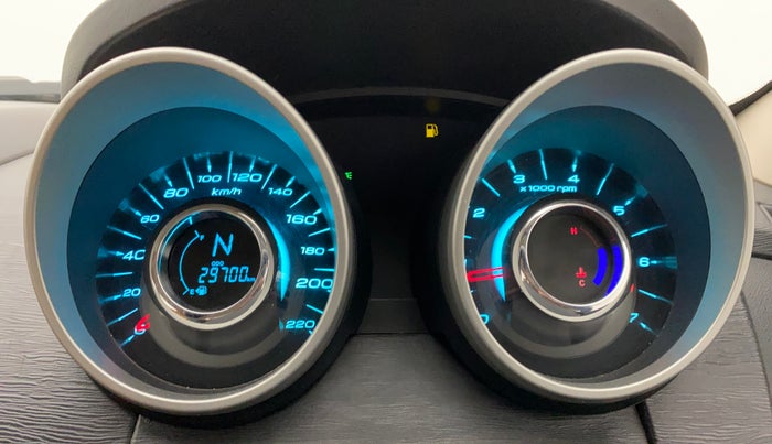 2016 Mahindra XUV500 W6, Diesel, Manual, 29,700 km, Odometer Image