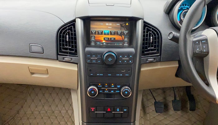 2016 Mahindra XUV500 W6, Diesel, Manual, 29,700 km, Air Conditioner