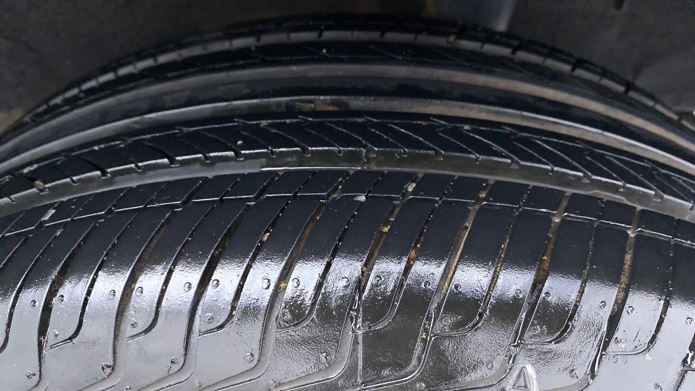 2016 Renault Kwid RXT Opt, Petrol, Manual, 62,382 km, Left Rear Tyre Tread