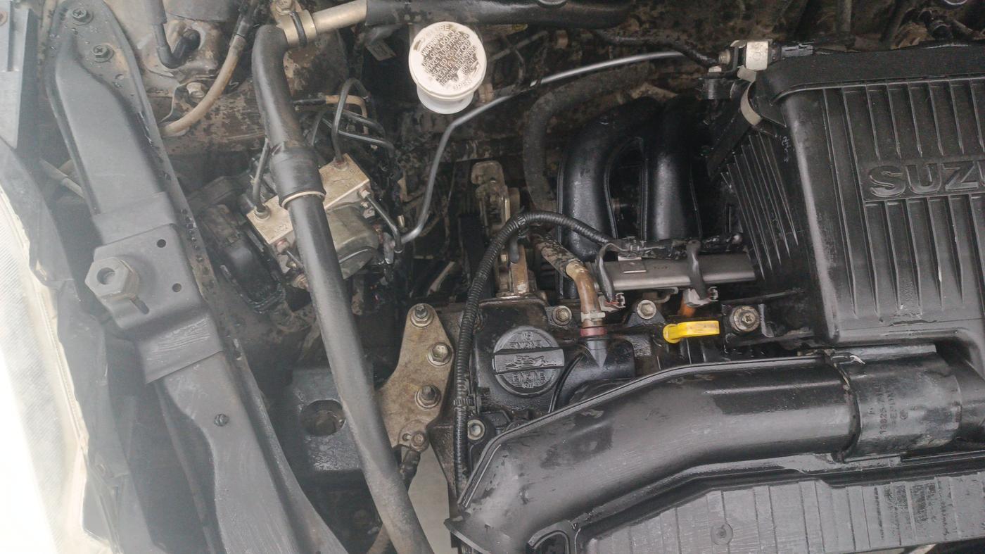 2017 Maruti Swift VXI O, Petrol, Manual, 62,738 km, Engine View - Right