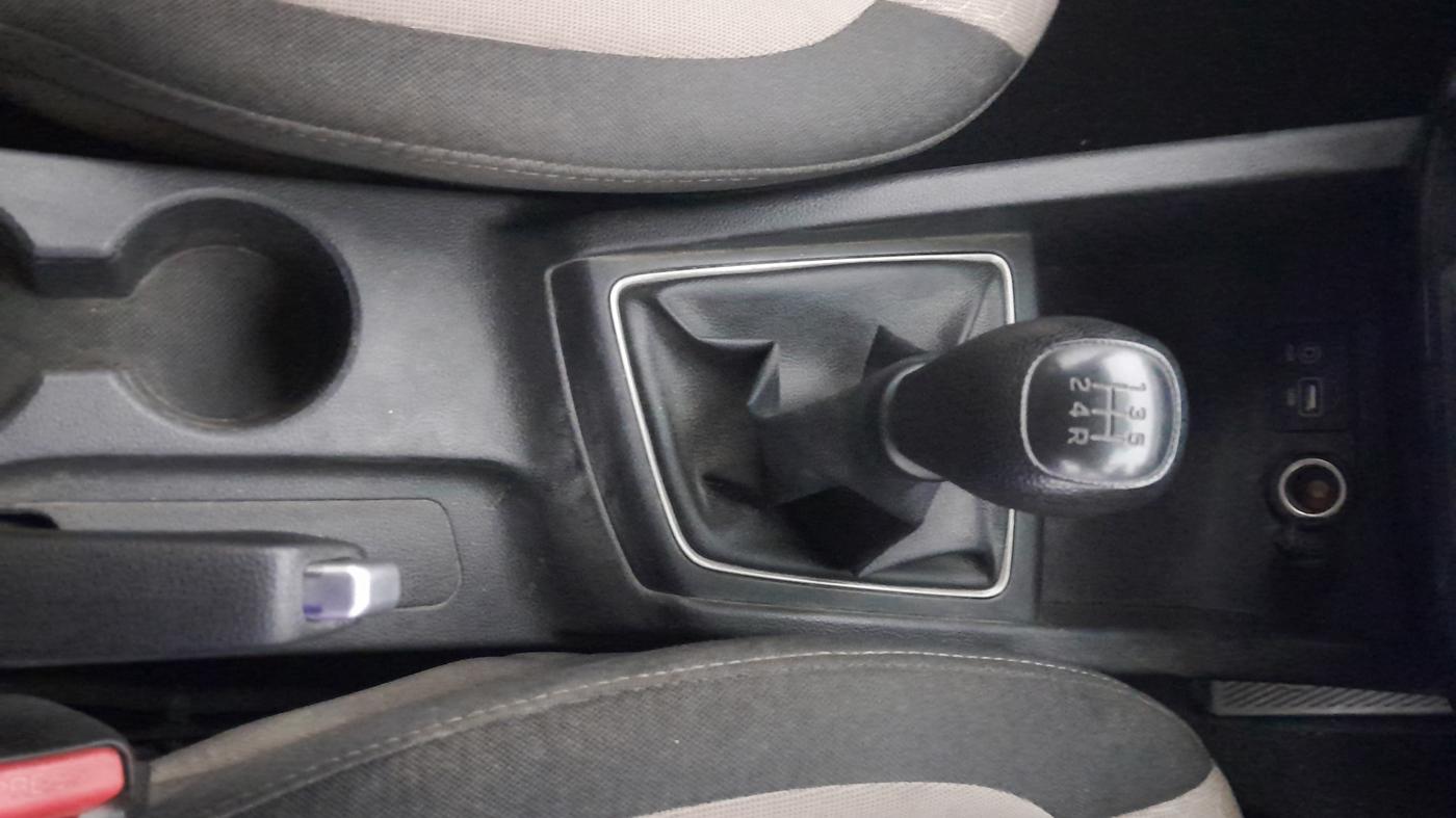 2015 Hyundai Elite i20 SPORTZ 1.2 (O), Petrol, Manual, 45,599 km, Gear Lever