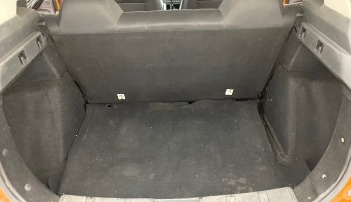 2019 Tata NEXON XM DIESEL, Diesel, Manual, 59,380 km, Dicky (Boot door) - Parcel tray missing