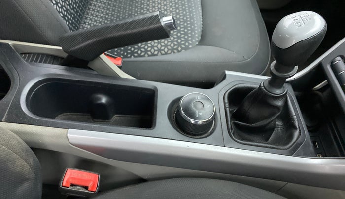 2019 Tata NEXON XM DIESEL, Diesel, Manual, 59,380 km, Gear Lever
