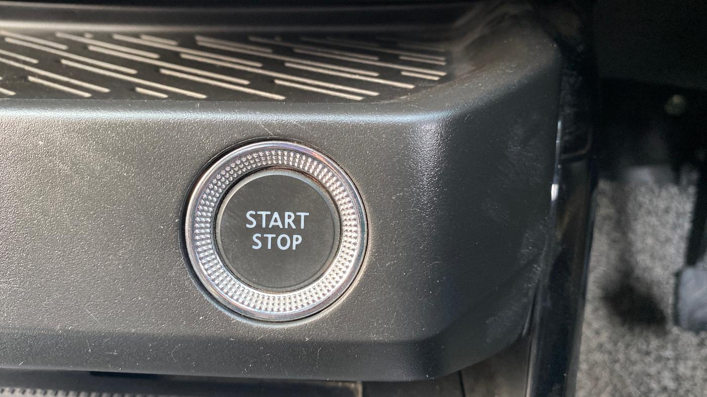 2024 Renault Kiger RXZ AMT, Petrol, Automatic, 22,020 km, Keyless Start/ Stop Button