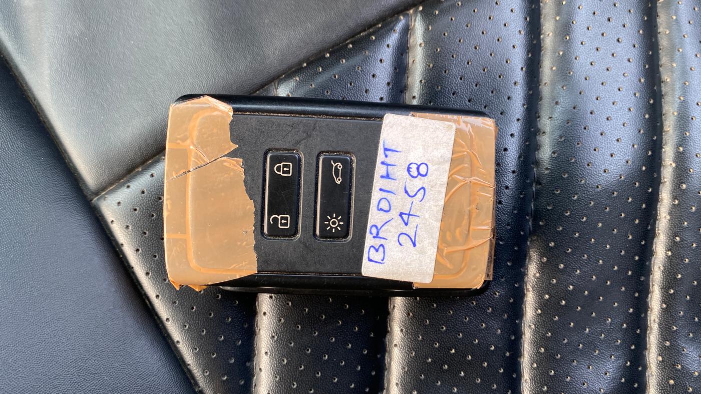 2024 Renault Kiger RXZ AMT, Petrol, Automatic, 22,020 km, Key Close Up