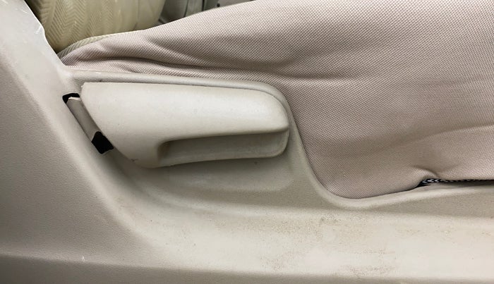 2017 Maruti Ertiga VDI SHVS, Diesel, Manual, 64,066 km, Driver Side Adjustment Panel