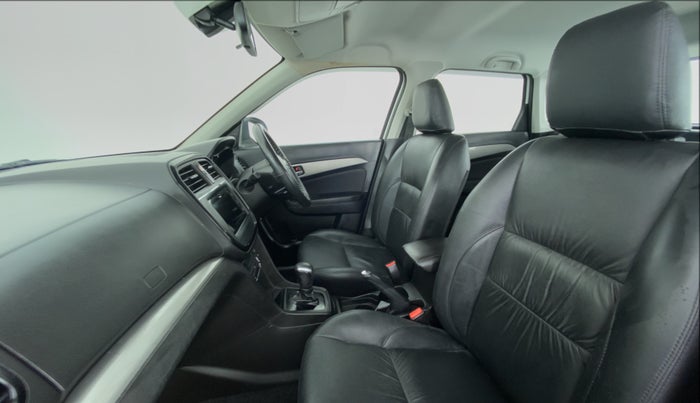 2018 Maruti Vitara Brezza ZDI + AMT, Diesel, Automatic, 32,319 km, Right Side Front Door Cabin