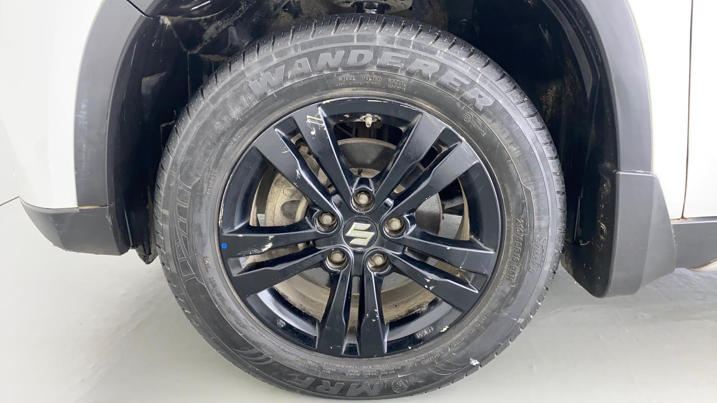 2018 Maruti Vitara Brezza ZDI + AMT, Diesel, Automatic, 32,319 km, Left Front Wheel
