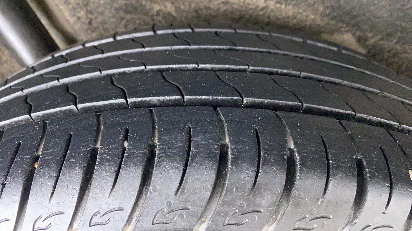 2018 Maruti Vitara Brezza ZDI + AMT, Diesel, Automatic, 32,319 km, Right Rear Tyre Tread