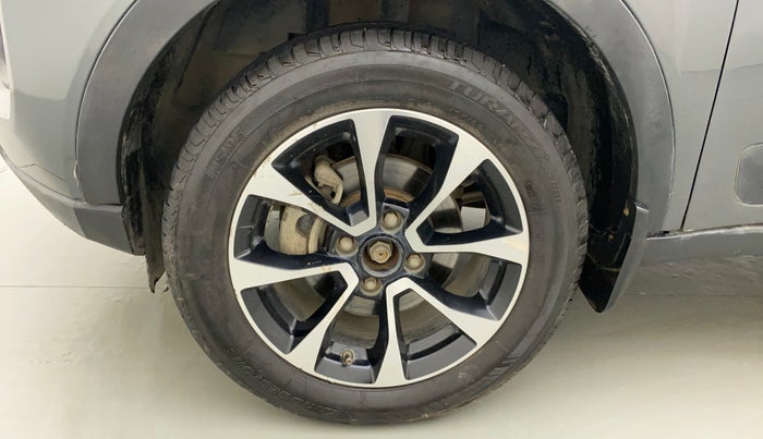 2021 Tata NEXON XZA PLUS SUNROOF DIESEL, Diesel, Automatic, 53,246 km, Left Front Wheel