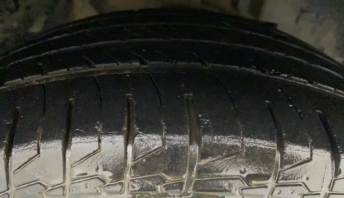 2021 Tata NEXON XZA PLUS SUNROOF DIESEL, Diesel, Automatic, 53,246 km, Right Front Tyre Tread