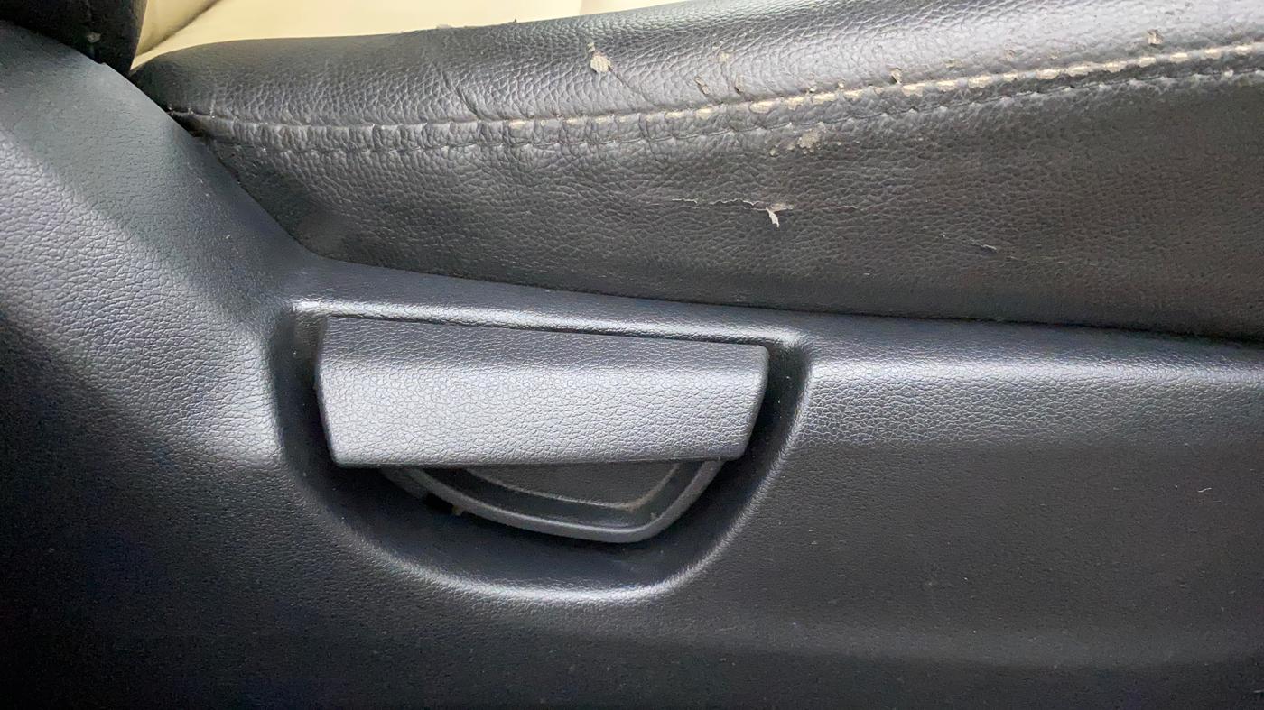2020 Hyundai NEW SANTRO SPORTZ AMT, Petrol, Automatic, 31,570 km, Driver Side Adjustment Panel