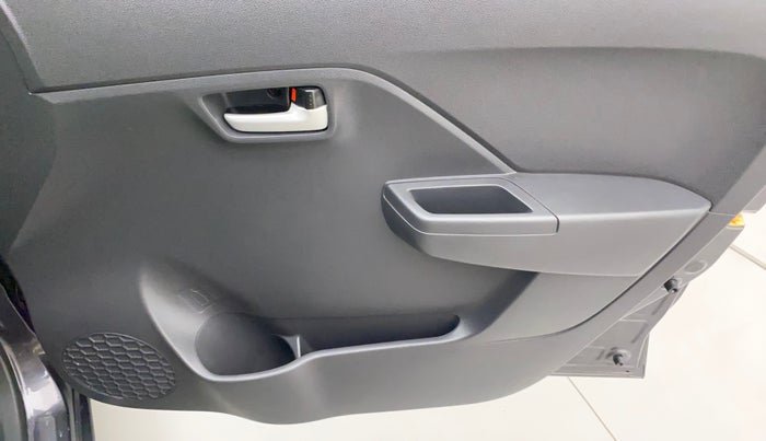2023 Maruti Alto K10 VXI PLUS, Petrol, Manual, 6,551 km, Driver Side Door Panels Control