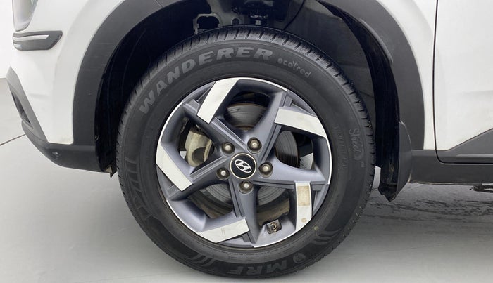 2022 Hyundai VENUE SX PLUS 1.0 TURBO DCT, Petrol, Automatic, 20,077 km, Left Front Wheel