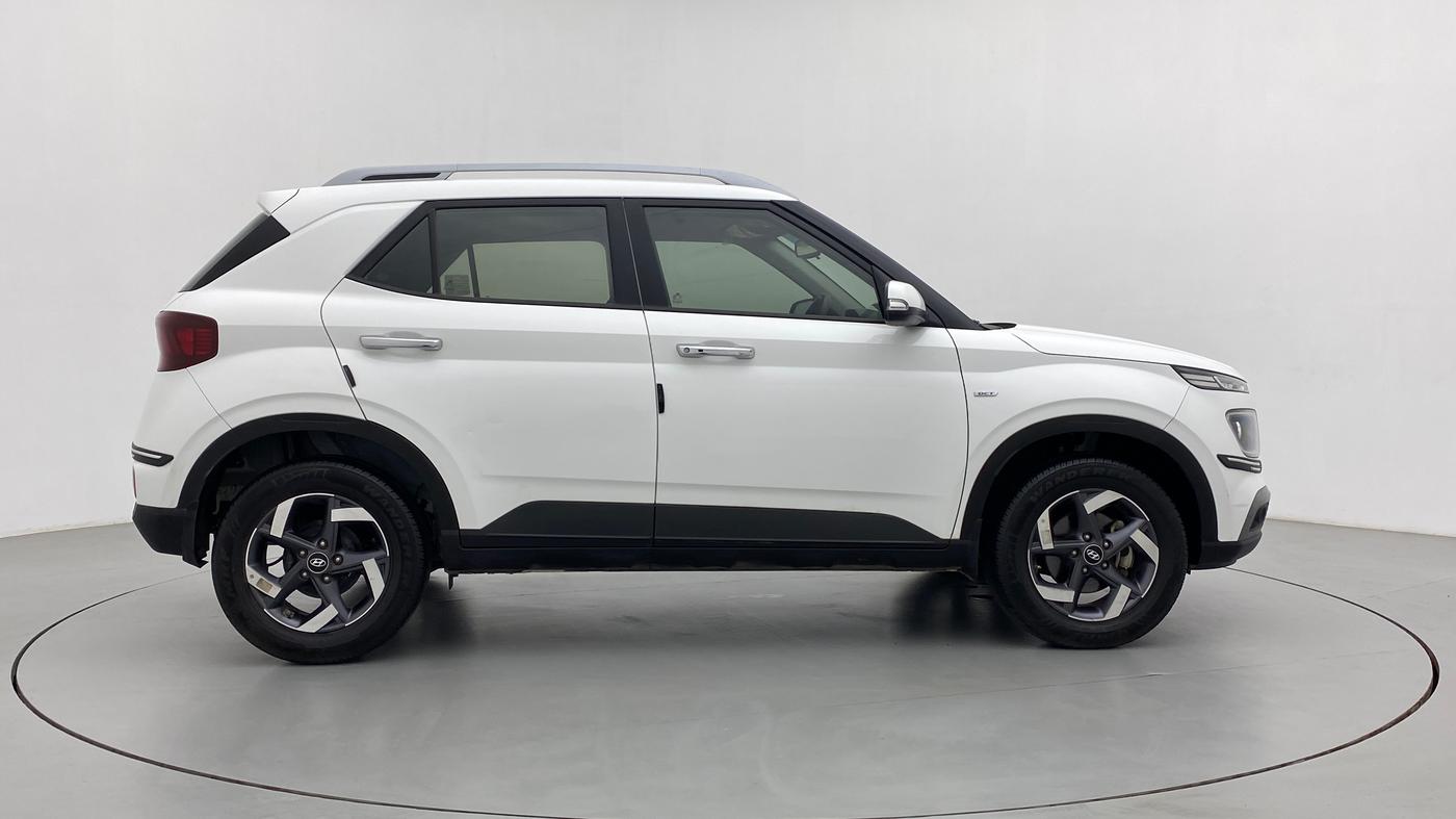 2022 Hyundai VENUE SX PLUS 1.0 TURBO DCT, Petrol, Automatic, 20,077 km, Right Side View