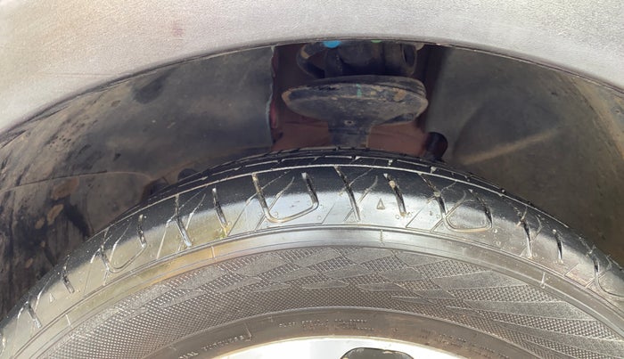 2018 Renault Captur RXT PETROL, Petrol, Manual, 42,499 km, Left Front Tyre Tread