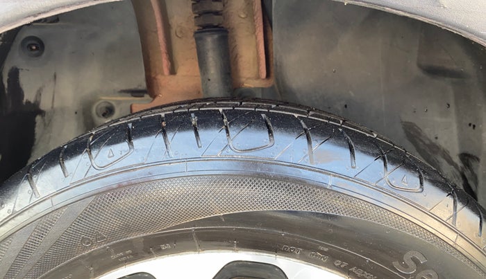 2018 Renault Captur RXT PETROL, Petrol, Manual, 42,499 km, Right Rear Tyre Tread