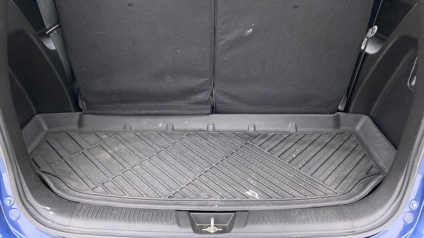 2021 Maruti XL6 ZETA SHVS, Petrol, Manual, 17,514 km, Boot Inside