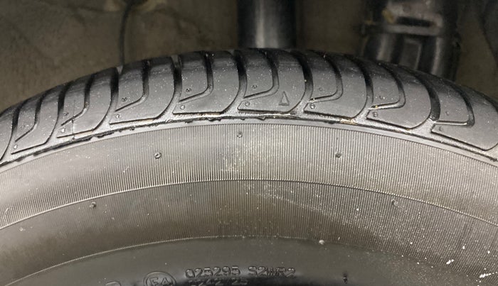 2016 Hyundai Grand i10 ASTA 1.1 CRDI, Diesel, Manual, 93,744 km, Left Rear Tyre Tread