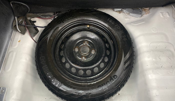 2016 Hyundai Grand i10 ASTA 1.1 CRDI, Diesel, Manual, 93,744 km, Spare Tyre