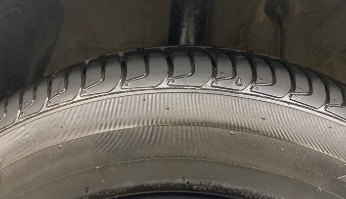 2016 Hyundai Grand i10 ASTA 1.1 CRDI, Diesel, Manual, 93,744 km, Right Rear Tyre Tread