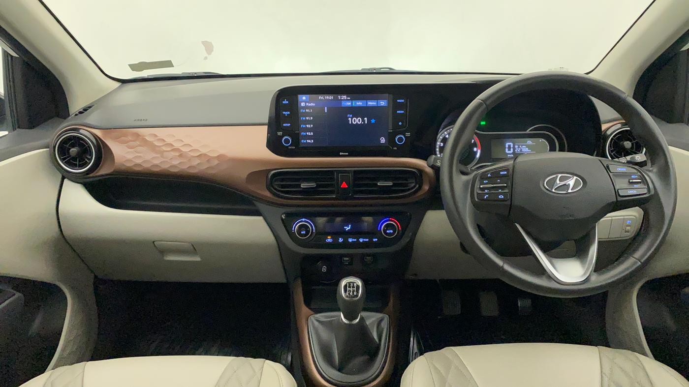 2021 Hyundai AURA SX 1.2 (O), Petrol, Manual, 16,365 km, Dashboard